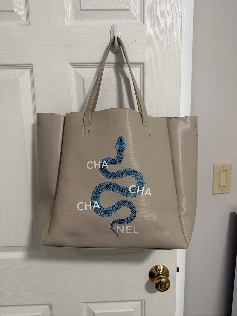 Fashion Tote with Snake Graphic